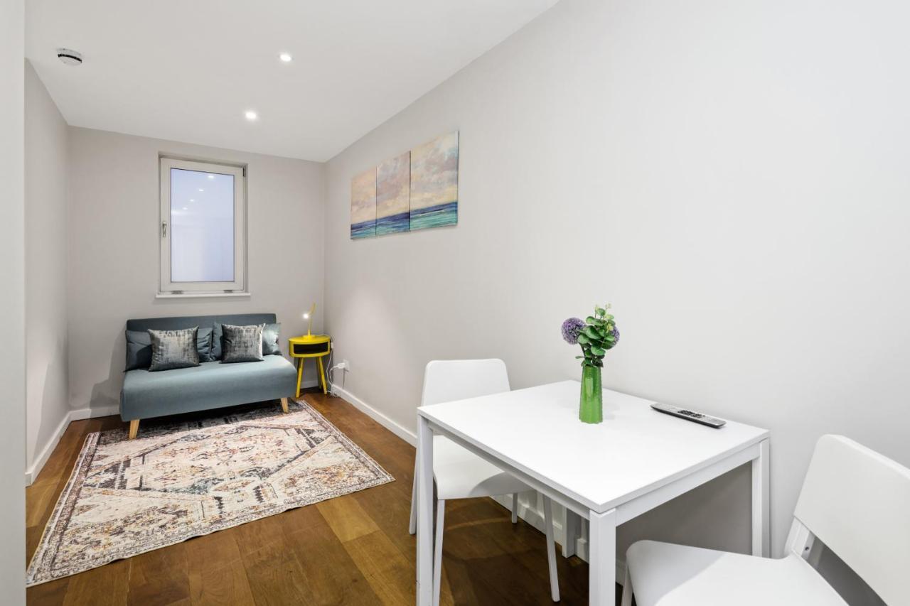 Spacious 1 Bedroom Flat London Kültér fotó